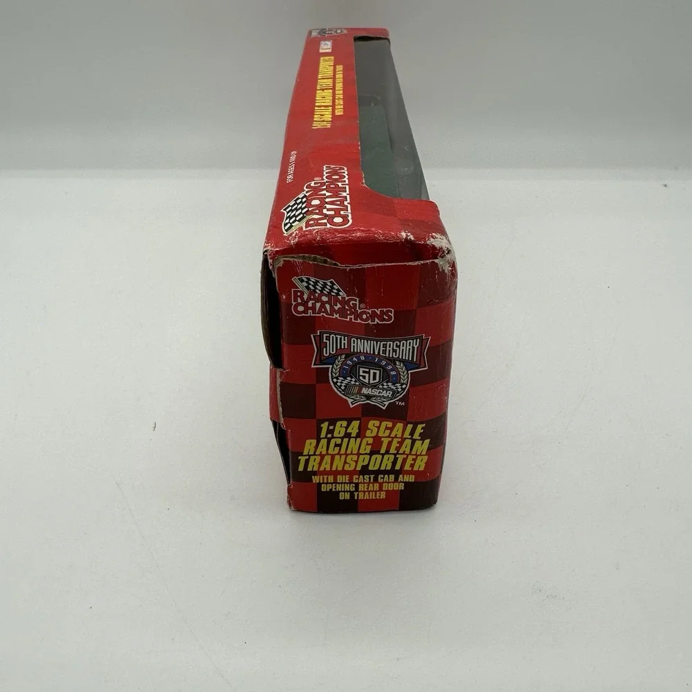 Racing Champions 1/64 Scale 03400 Remington Arms Racing Team Transporter Hauler